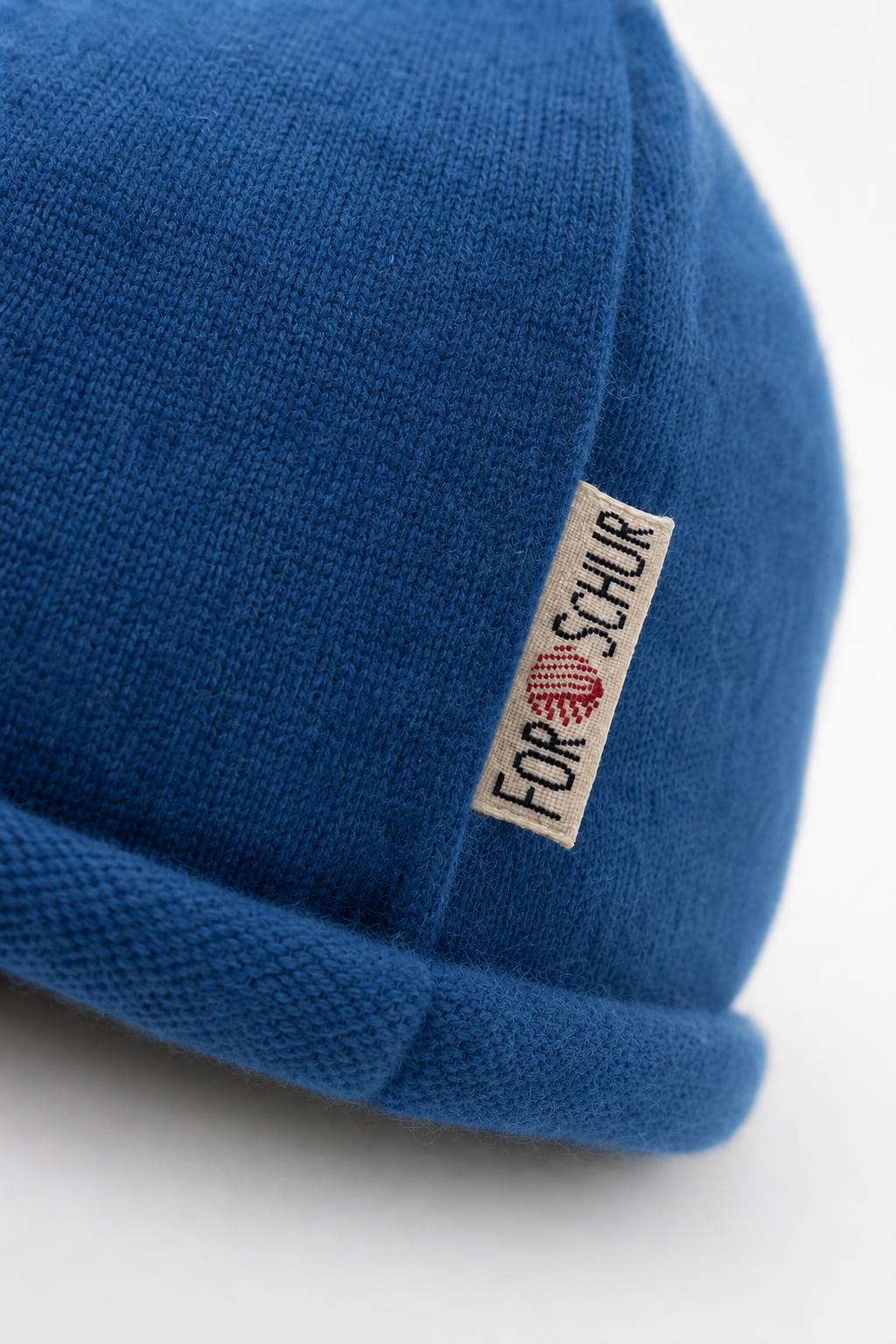 Detailaufnahme der Kaschmir Beanie in Blau