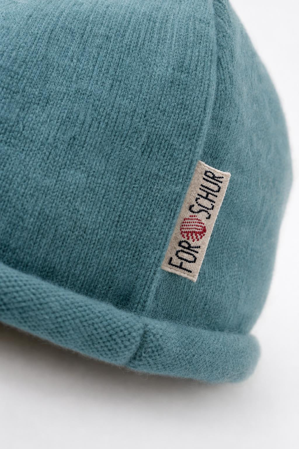 Detailaufnahme der Kaschmir Beanie in Blau