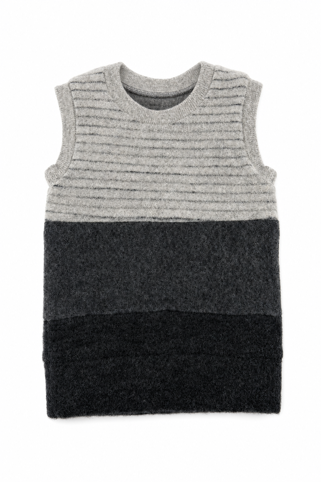 Wollfleece Pullunder für Babys in Größe 74/80, genäht in Berlin