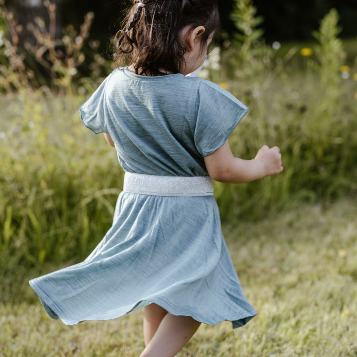 Sommermerino Kinderbluse mit Flügelärmeln