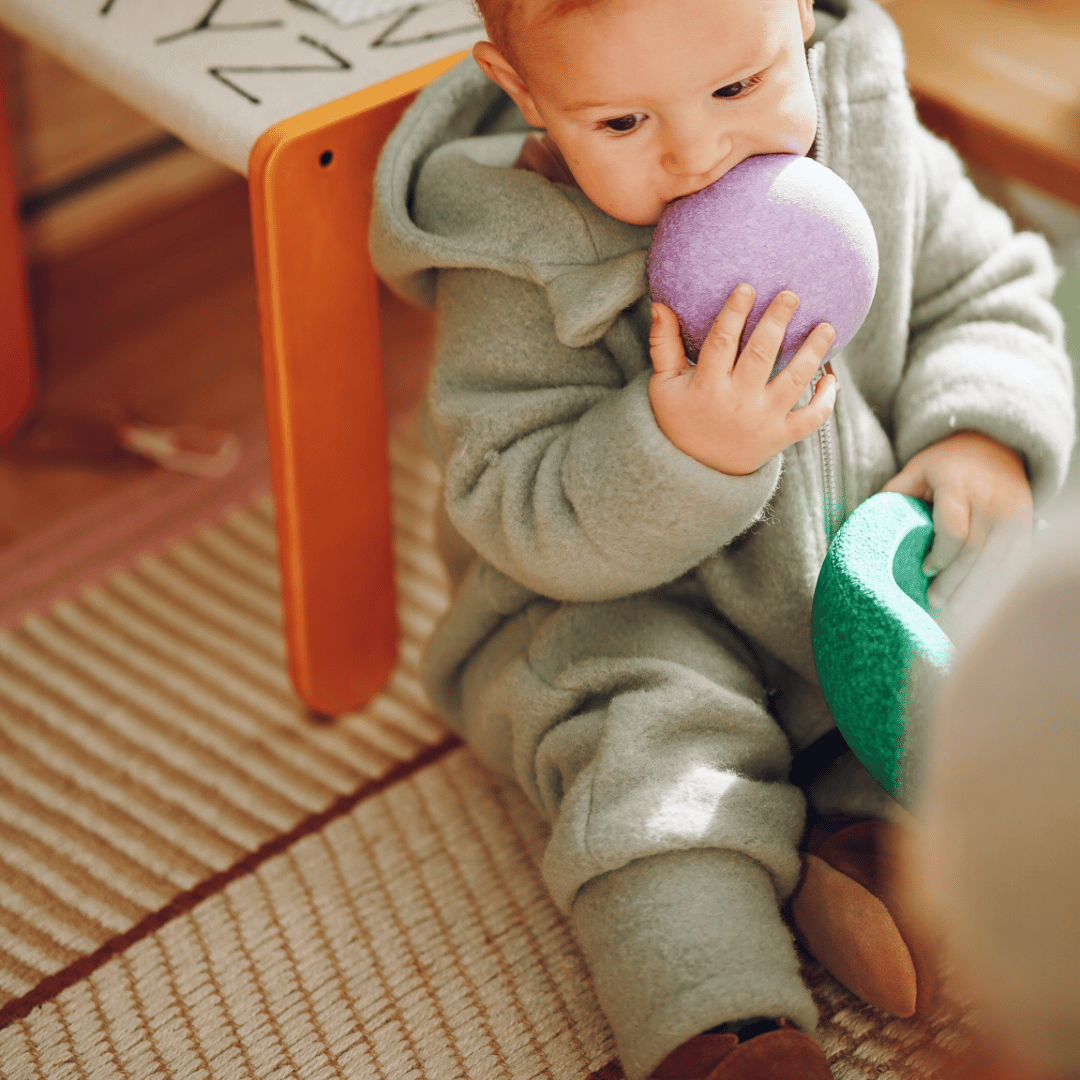 Kuschelfleece Baby Kapuzenanzug Seegras