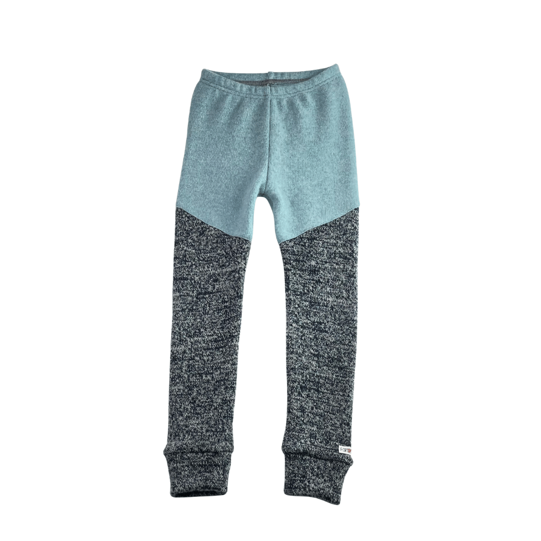 Upcycling Kaschmir Schmale Hose 122/128 mit Teilungsnaht